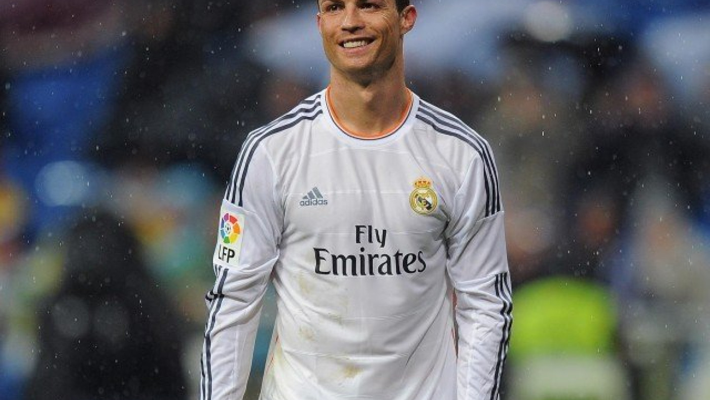 O Ρονάλντο θα δώσει χαρά σε πιτσιρικά από την Παλαιστίνη (pics)