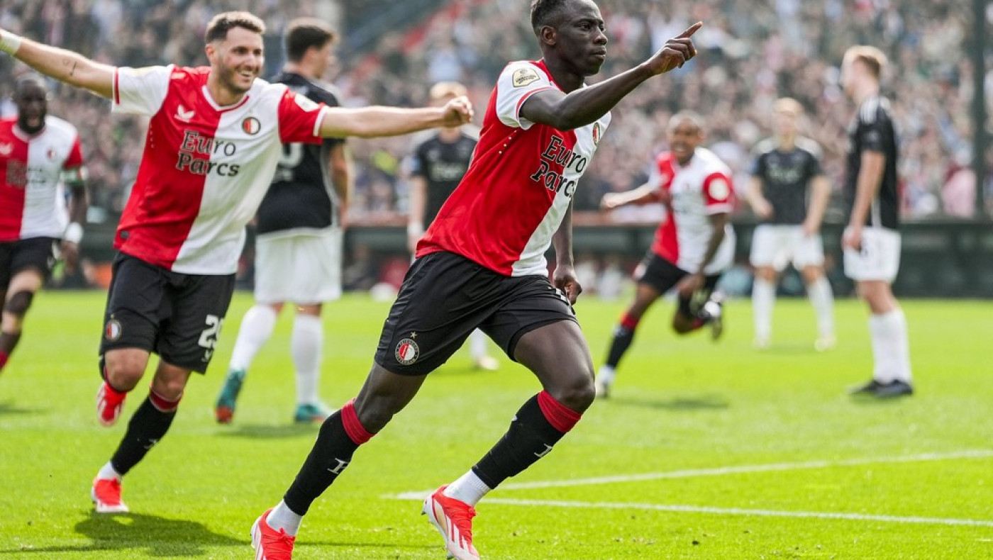 Απίστευτος διασυρμός του Άγιαξ από την Φέγενορντ!