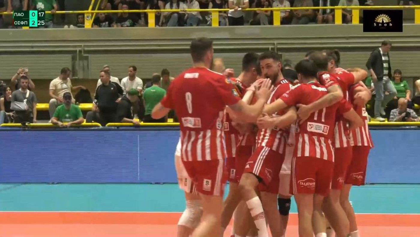 Ανώτερος ο Ολυμπιακός, «έσπασε» την έδρα του Παναθηναϊκο΄ύ και έκανε το 1-0 στη σειρά των τελικών (vids)