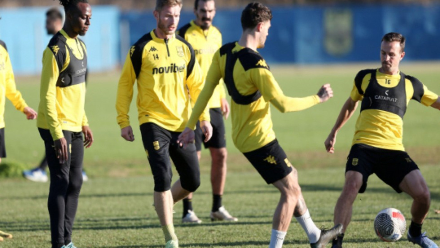 Άρης: Συντηρητικά ο Κουέστα-Χτύπημα ο Μορόν, ενοχλήσεις ο Βερστράτε