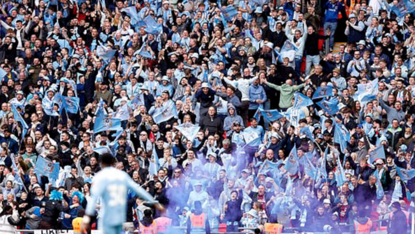 Υπόκλιση με θέα το Γουέμπλεϊ-Ποδοσφαιρική γιορτή σε άλλο επίπεδο