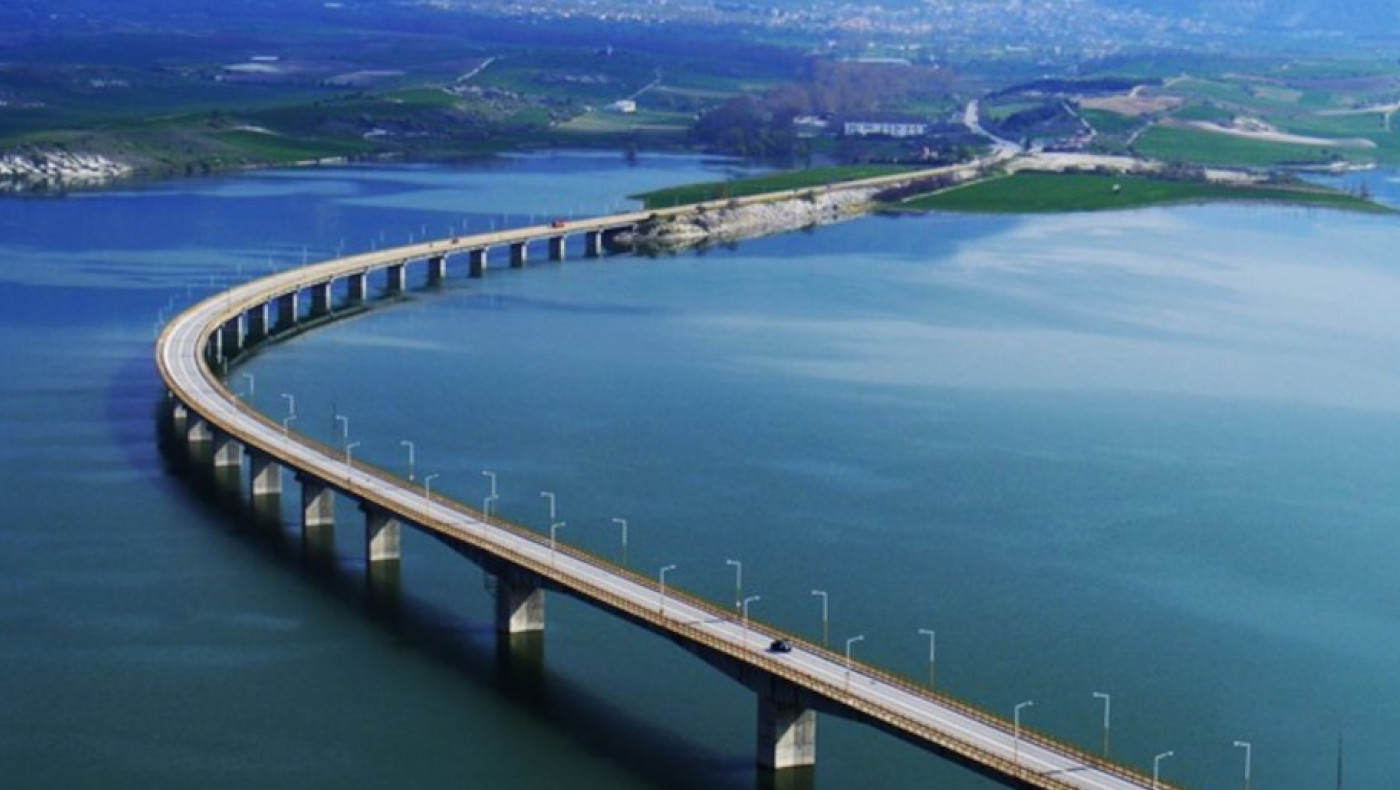 Κοζάνη: Εργασίες αποκατάστασης στη γέφυρα Σερβίων- «Παρών» ο υφυπουργός Πολιτικής Προστασίας