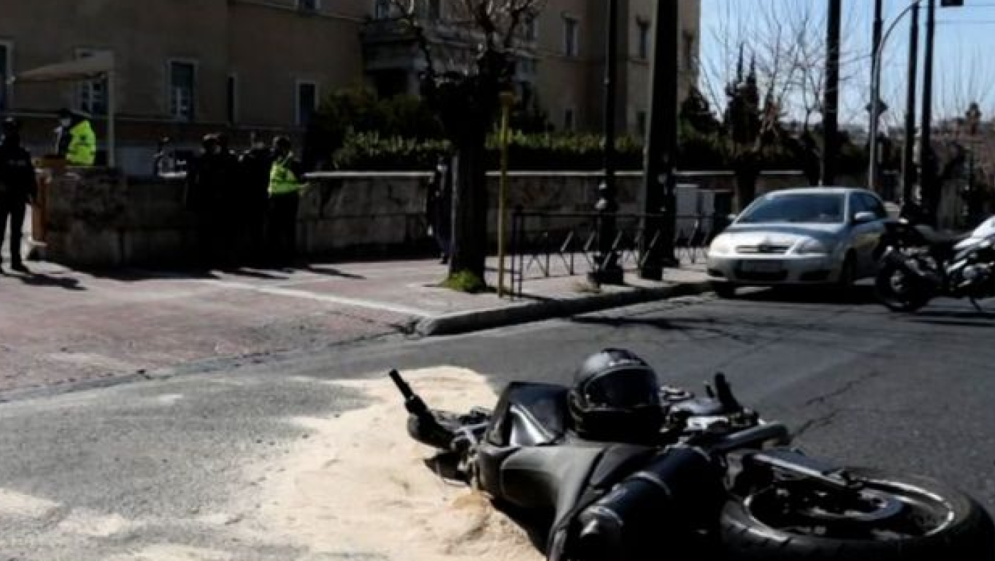 Ιάσονας Λαλαούνης: Ένοχος με... αναστολή ο οδηγός που παρέσυρε τον 23χρονο έξω από τη Βουλή