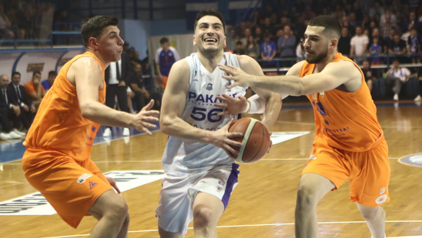 Κάλεσμα του Μπομπ Μάνσφιλντ: «Κάνουμε έδρα μας τα Λιόσια!»