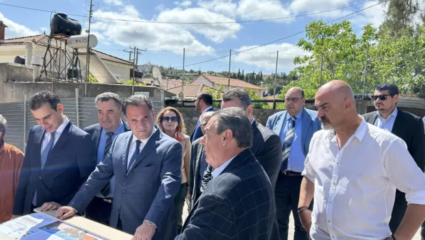 Γεωργιάδης: Ένταση με διαμαρτυρόμενους υγειονομικούς-«Καφριλίκια...δεν σας φοβάμαι»