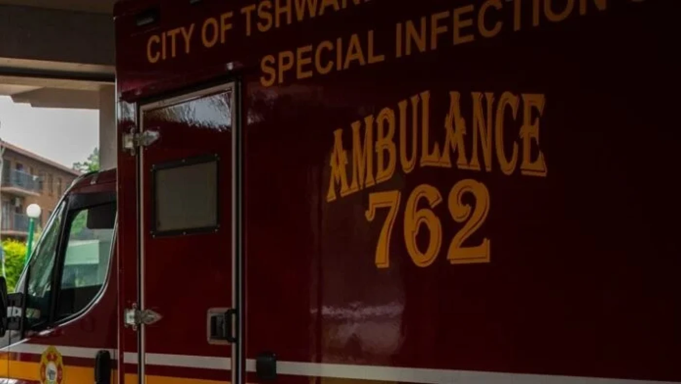 Ν. Αφρική: Κατέρρευσε οικοδομή-4 νεκροί, 59 εγκλωβισμένοι