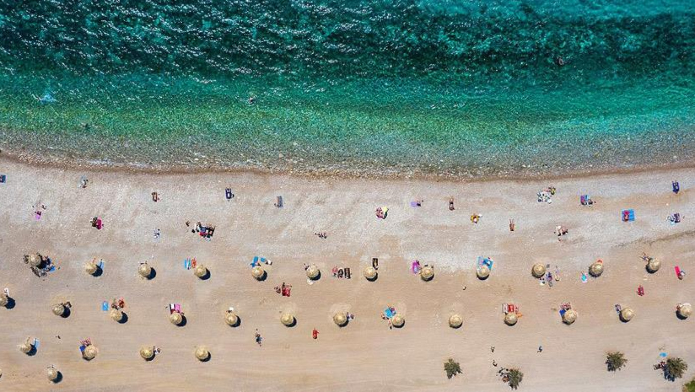 MyCoast: Πώς λειτουργεί η εφαρμογή για τις καταγγελίες των παραβάσεων στις παραλίες