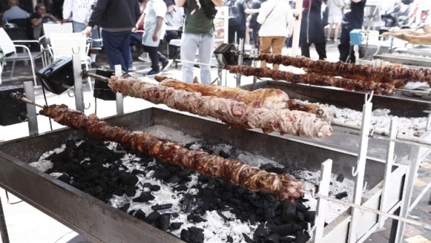 Κυριακή του Πάσχα: Φυσικοί τρόποι για να χωνέψετε πιο γρήγορα