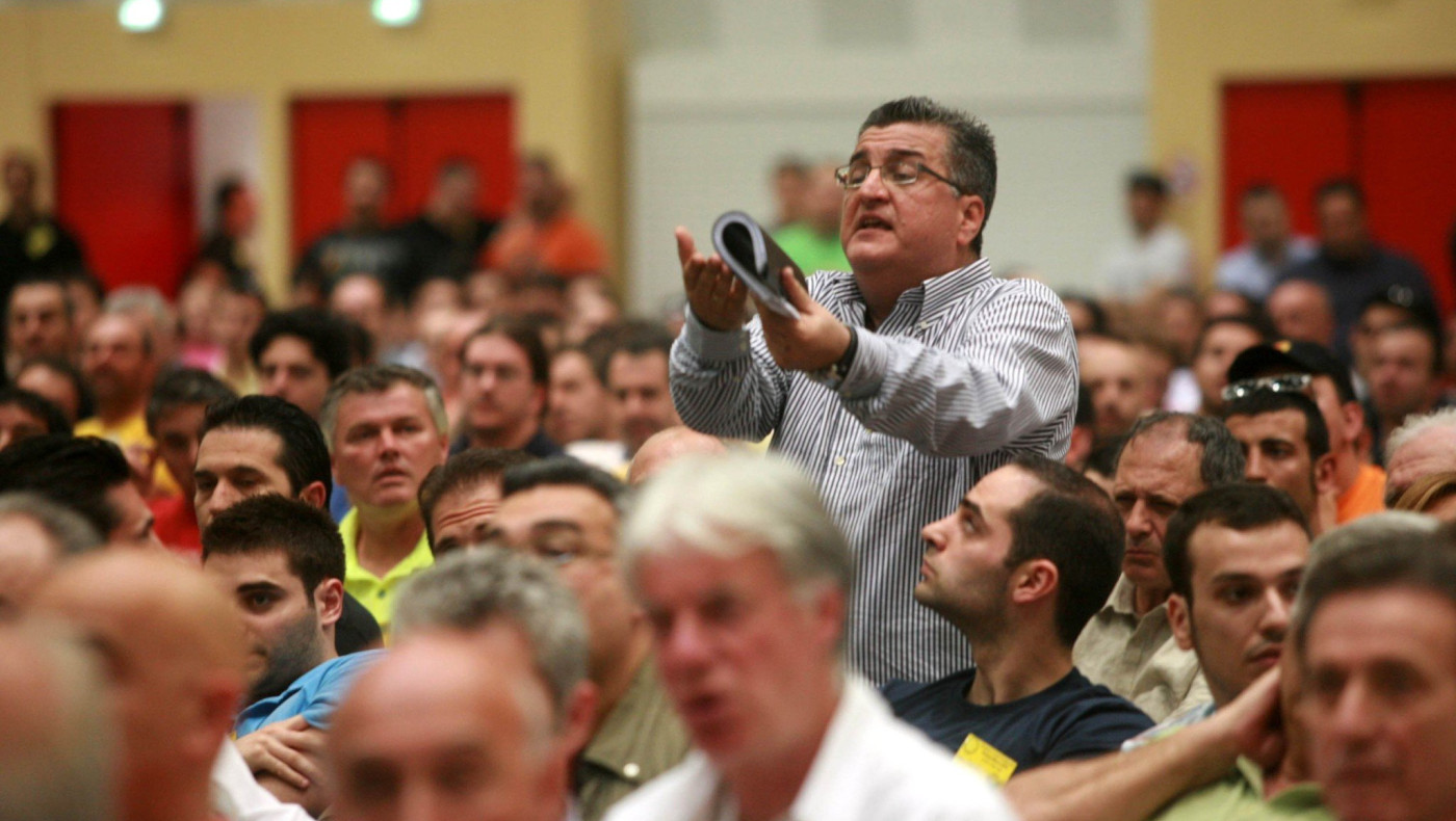 Γιατί ρε Λάμπρο;