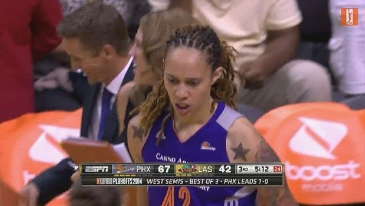 Το πρώτο κάρφωμα στα πλέι οφ του WNBA (video)