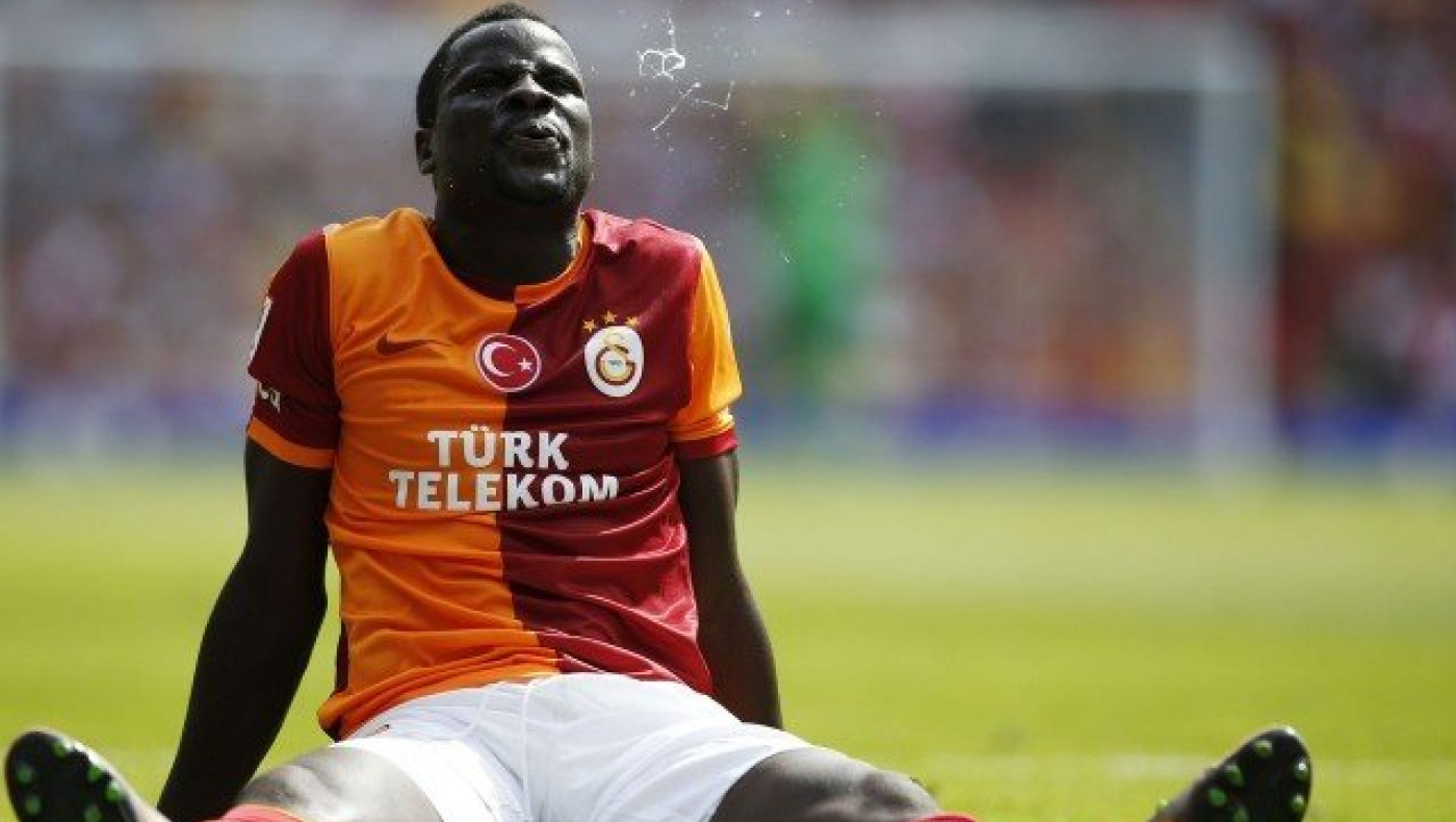 Ποινή αποκλεισμού από το ποδόσφαιρο για έναν χρόνο στον Εμπουέ!