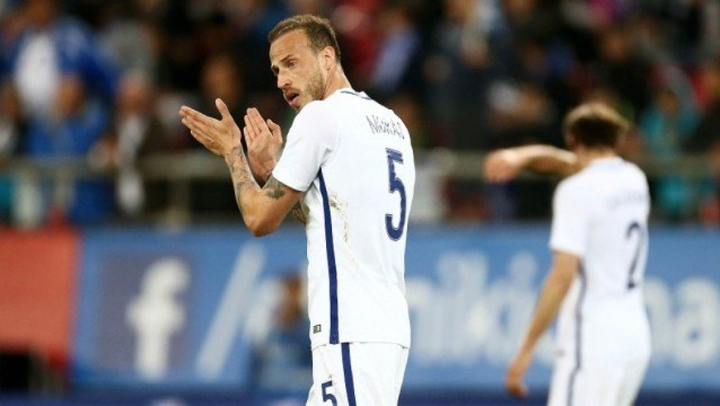 Μόρας: «Να σταματήσουν όλα, δε βλέπουμε ποδόσφαιρο»