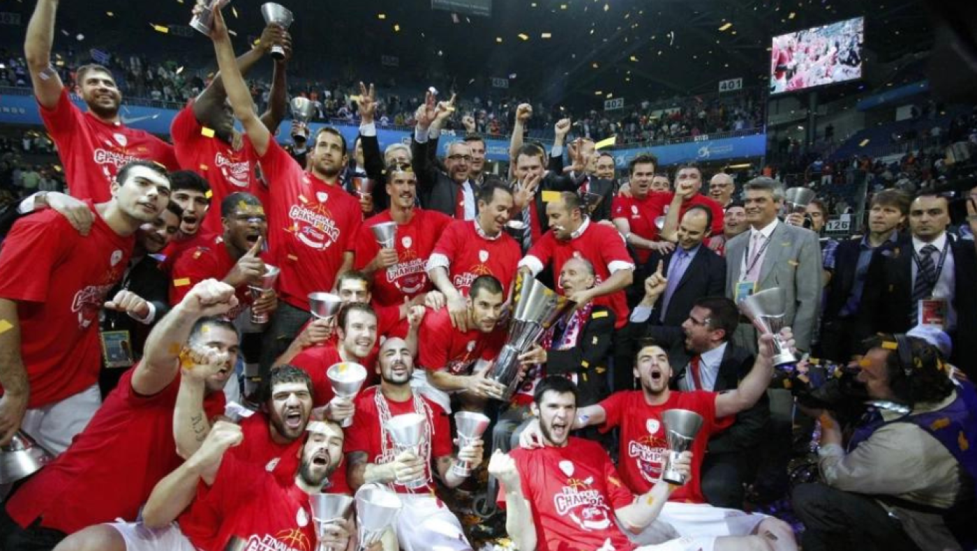 Η ανατροπή του αιώνα και το έπος του Ολυμπιακού στην Πόλη