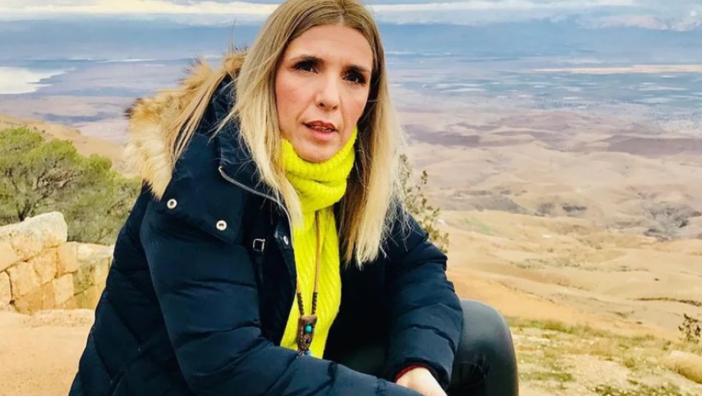 Ρένα Κουβελιώτη: Θύμα άγριας επίθεσης η δημοσιογράφος-Τραυματίστηκε σοβαρά