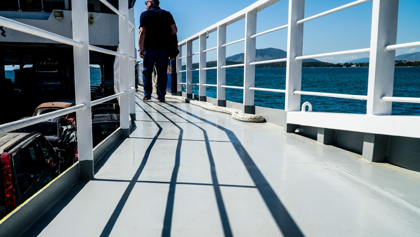 Ίος: Μαθητές τραυματίστηκαν σε πλοίο-Έπεσαν από κυλιόμενες σκάλες