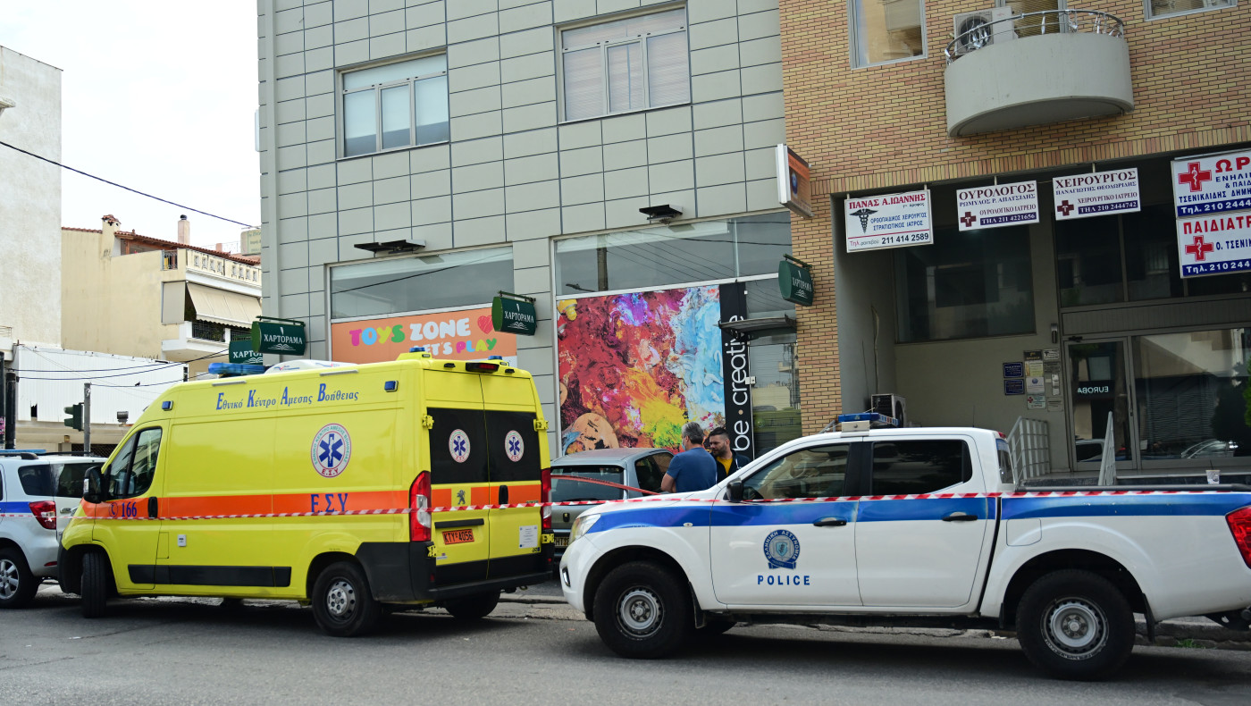 Μενίδι: «Ο μπαμπάς σκότωσε τη μαμά»-Τα πρώτα λόγια της κόρης του θύματος