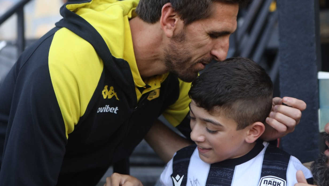 Στο «Βικελίδης» ο μικρός Γιαννάκης - Υπέροχη κίνηση από Κουέστα