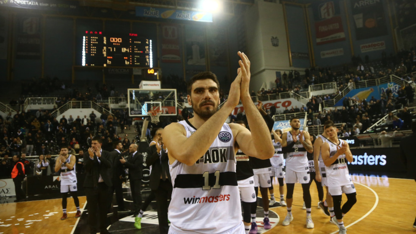 Μαργαρίτης: «Θέλω να μείνω στο μπάσκετ, θα μιλήσω με τη διοίκηση»