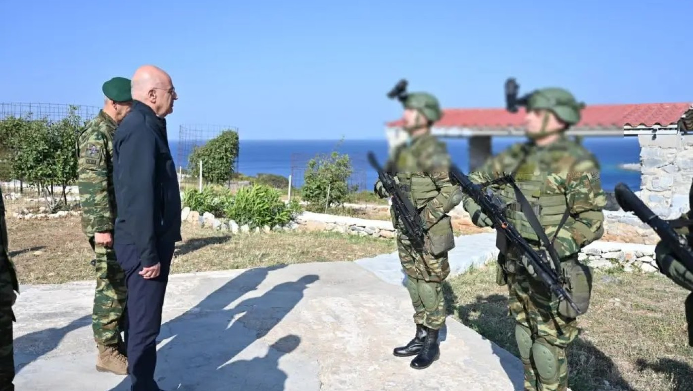 Οι μεγάλες αλλαγές των νέων σύγχρονων Στολών που θέλει ο Δένδιας στον Στρατό