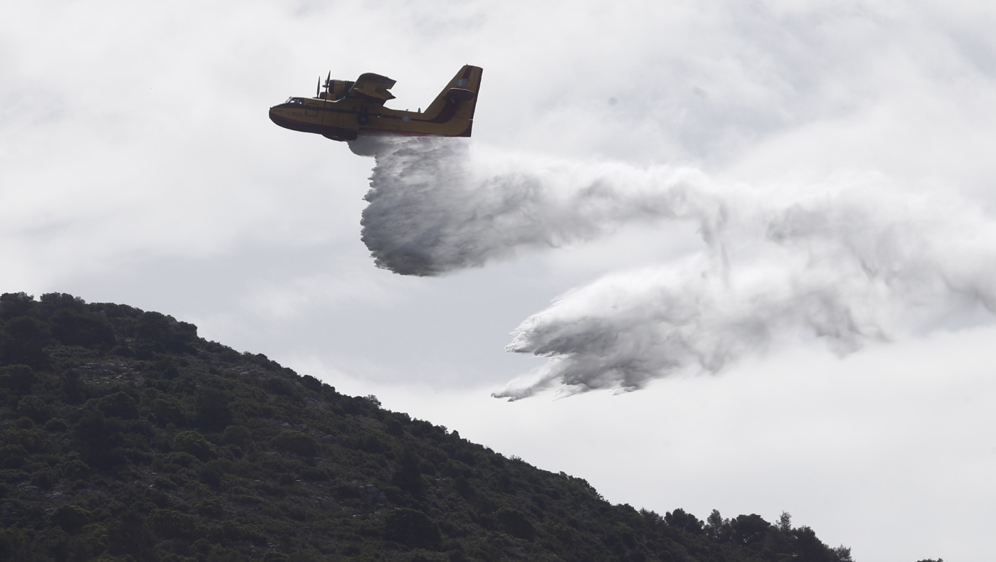 Διπλό πύρινο μέτωπο σε Παιανία και Μέγαρα