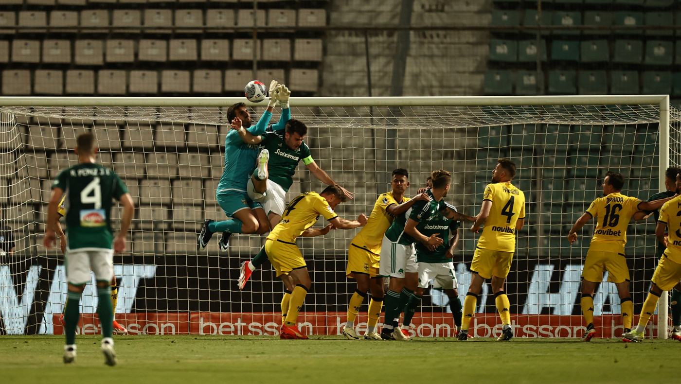 Ο Άρης η πρώτη ομάδα στην ιστορία που κατεβαίνει με 11 ξένους παίκτες σε τελικό Κυπέλλου