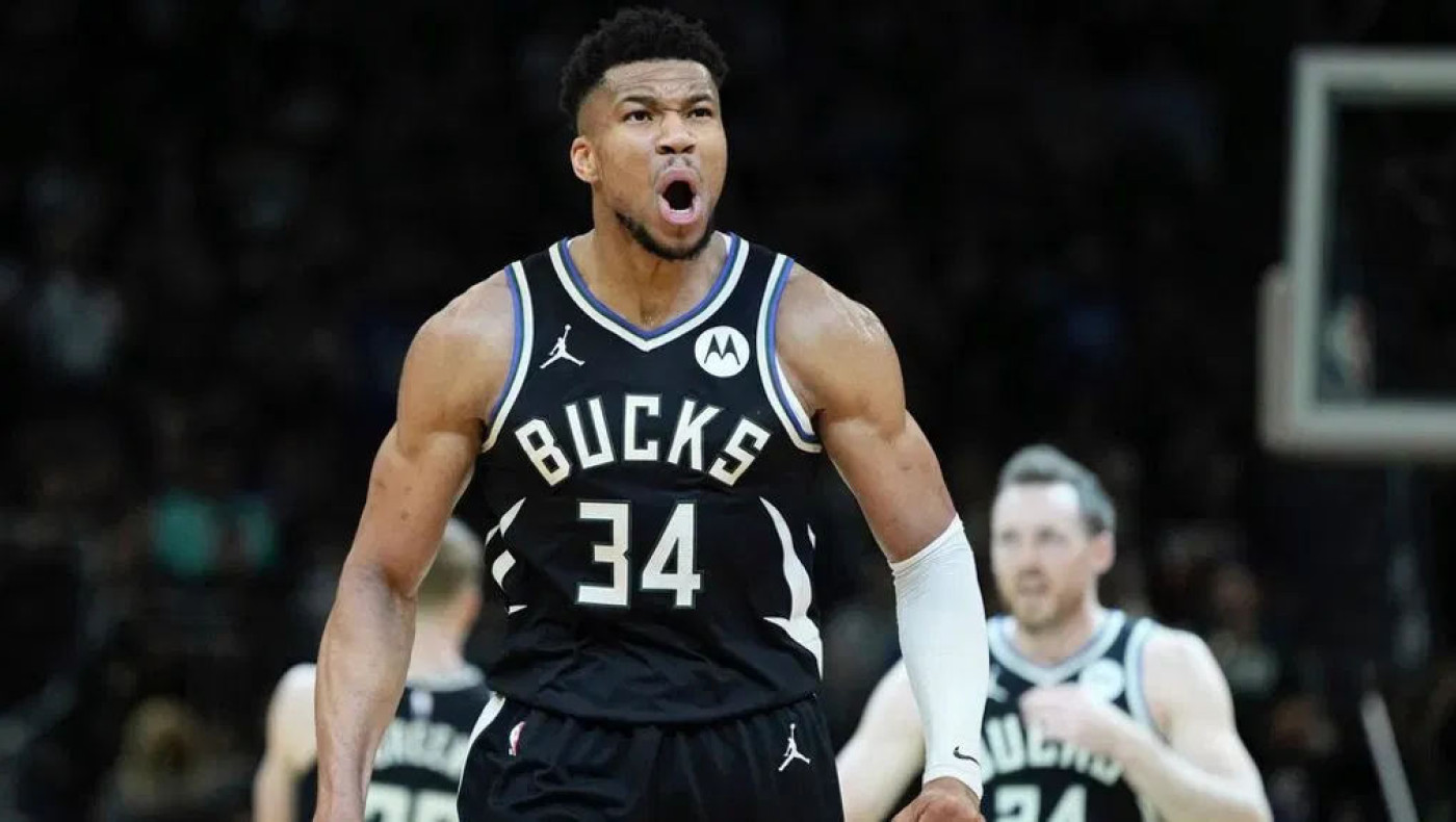 NBA: Ο Γιάννης Αντετοκούνμπο επιλέχθηκε ξανά στην κορυφαία πεντάδα