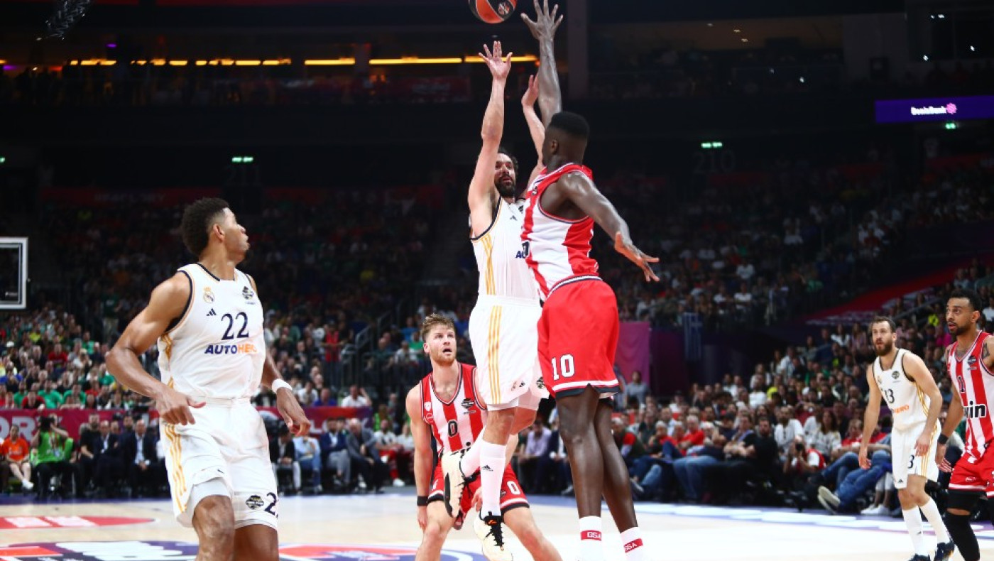 Ισοπέδωσε τον Ολυμπιακό η Ρεάλ και πέρασε στον τελικό