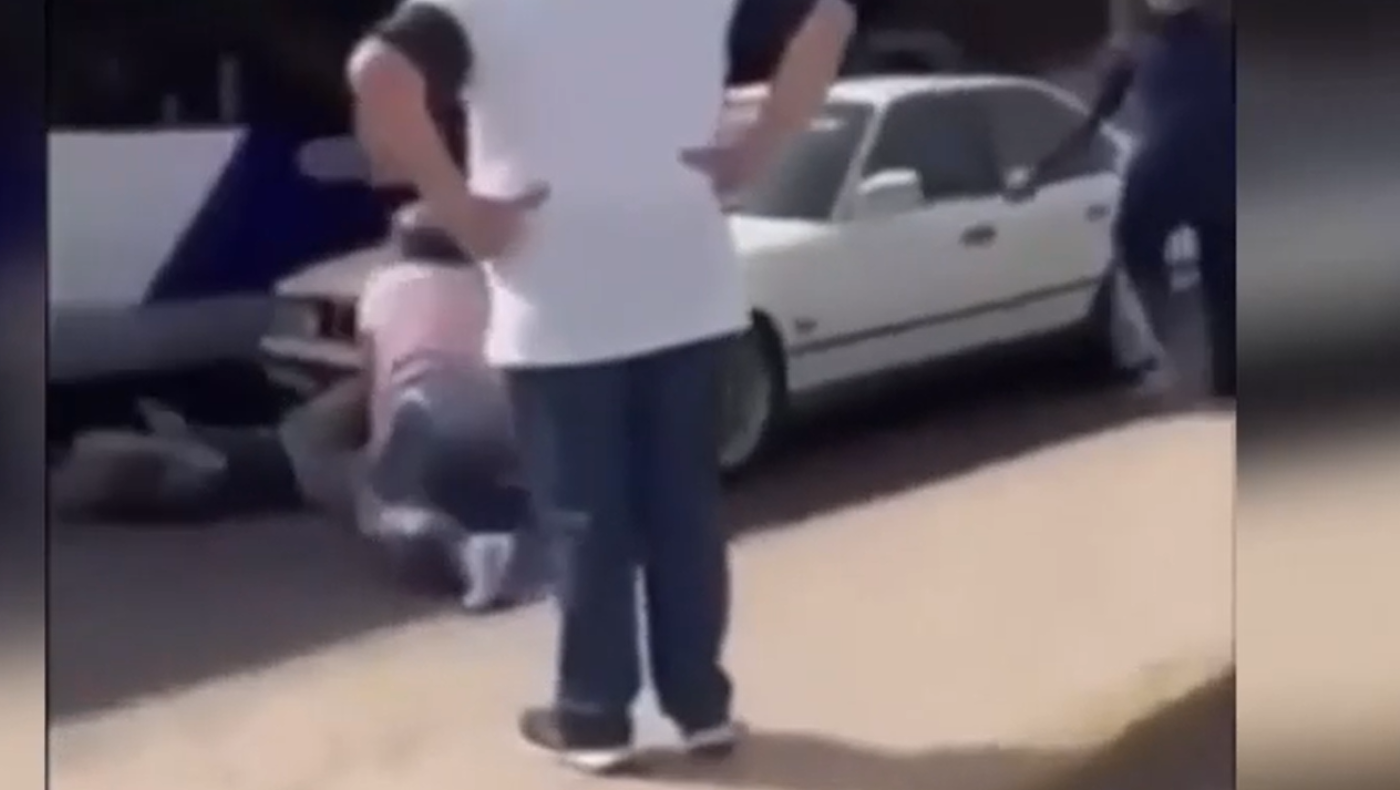 Αιγάλεω: Ταυτοποιήθηκαν οι δράστες που ξυλοφόρτωσαν ζευγάρι στη μέση του δρόμου