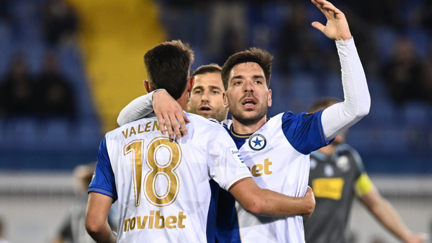 Με το ένα πόδι στον Ολυμπιακό ο Αθανασίου-Εξετάζει ως τρίτο τον Αναγνωστόπουλο