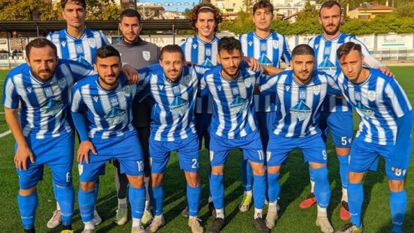 Νίκη Ευκαρπίας: Τρεις ανανεώσεις συνεργασίας