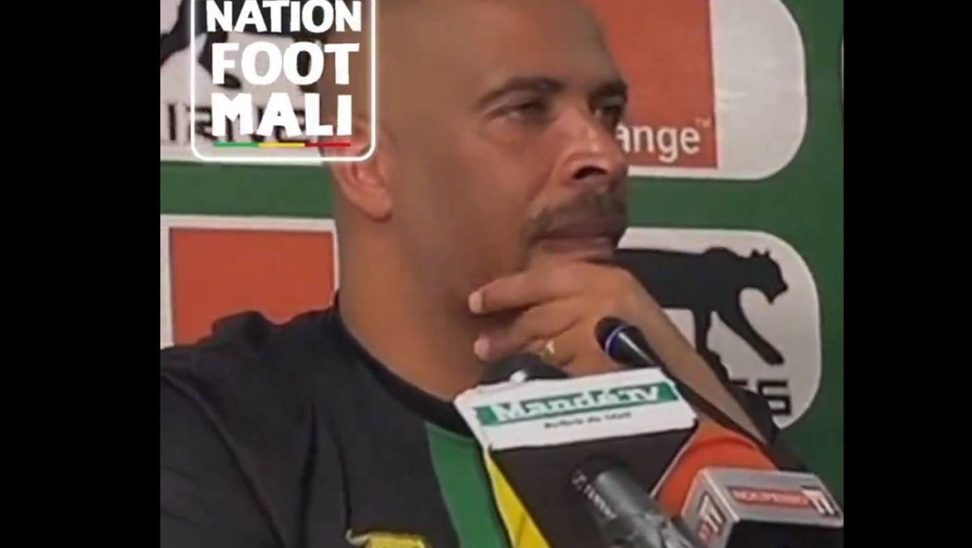 Δημοσιογράφος ζήτησε από τον προπονητή να παραιτηθεί! (vid)