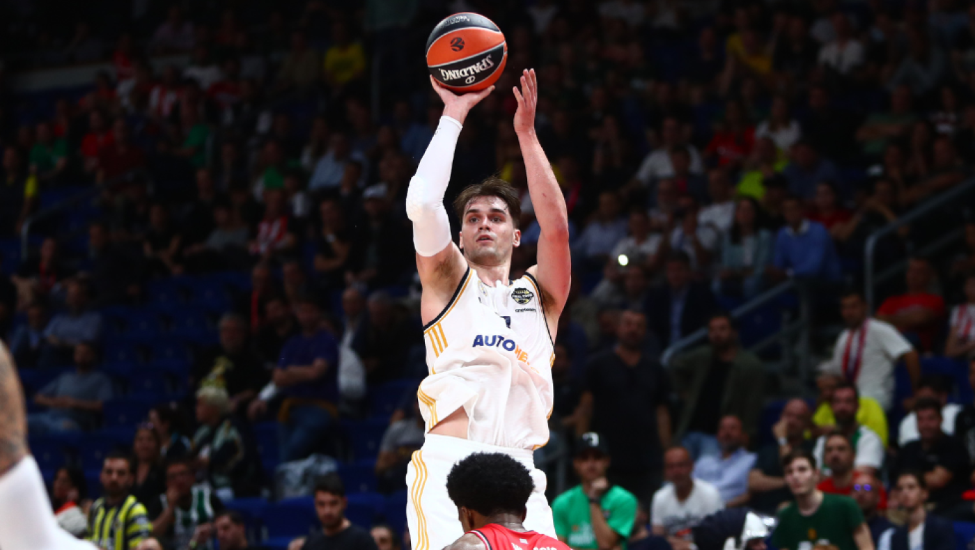 Χεζόνια: «Είναι ψέμα ότι έχουμε συμφωνήσει με τη Ρεάλ»