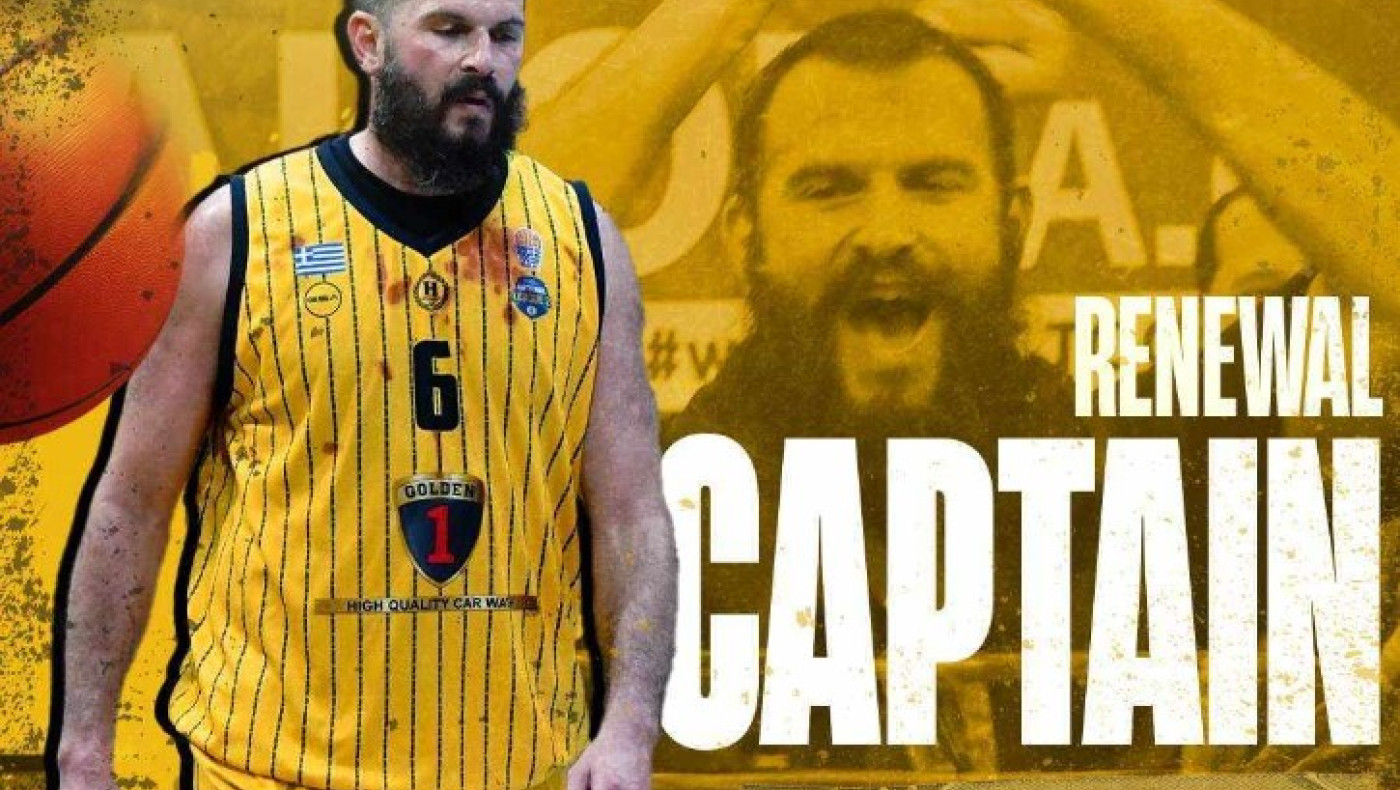 Αντώνης Φώτσης: Συνεχίζει στα 43 του για άλλη μια χρονιά στα παρκέ