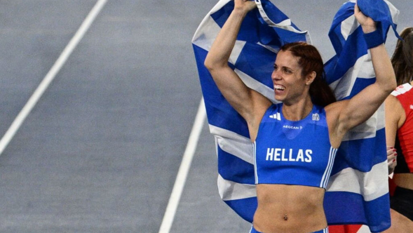 Ασημένια η Κατερίνα Στεφανίδη με δάκρυα στα μάτια: «Ποτέ δεν σκέφτηκα να σταματήσω»