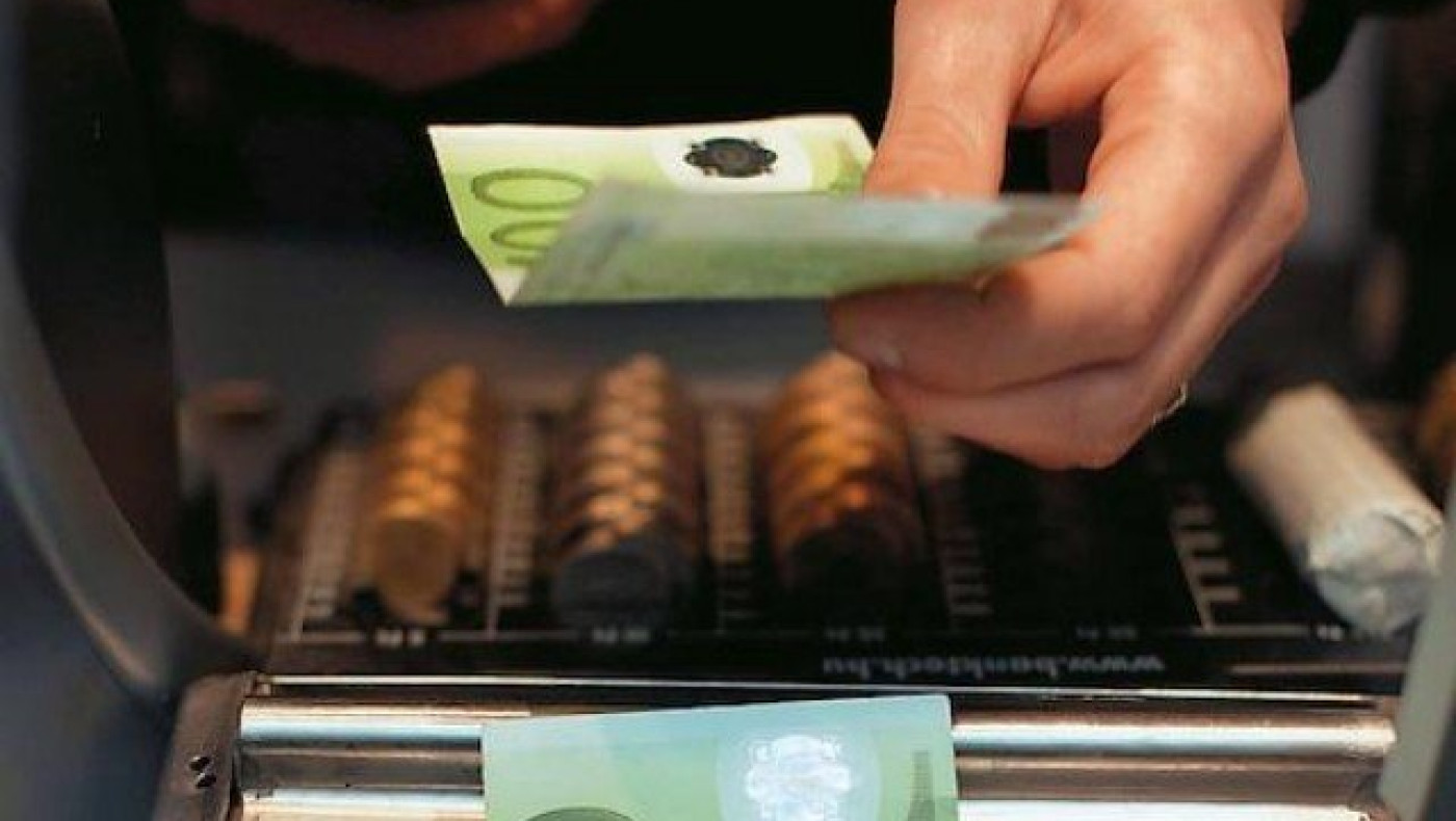 Θεσσαλονίκη - ΠΡΙΝ ΛΙΓΟ: Κλοπή χιλιάδων ευρώ από κατάστημα στο κέντρο