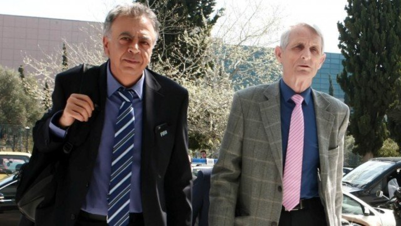 Δεν παραιτείται ο Γκιρτζίκης, συνάντηση Κοντονή με Κουτσοκούμνη