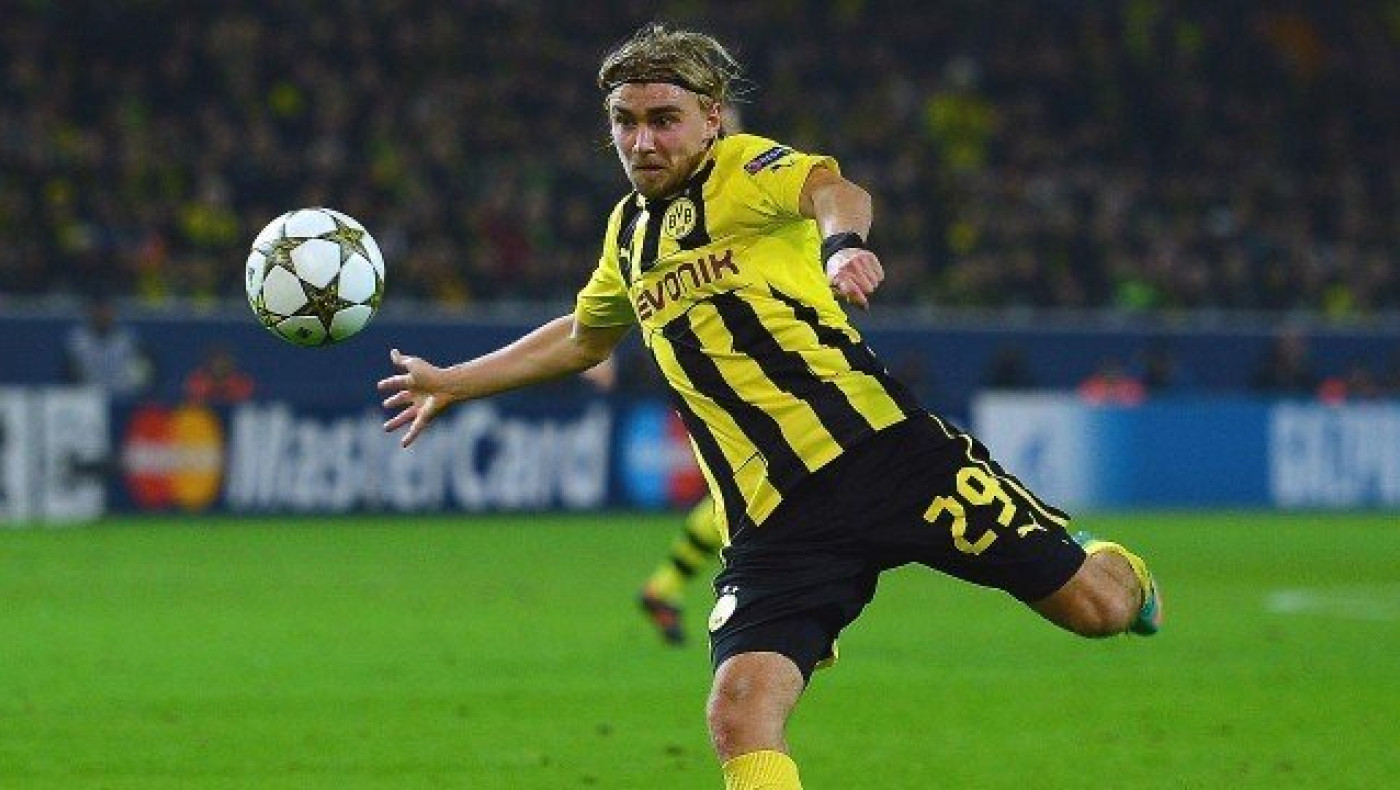 Κάτοικος «Ζίγκναλ Ιντούνα Παρκ» μέχρι το 2021 ο Σμέλτσερ!