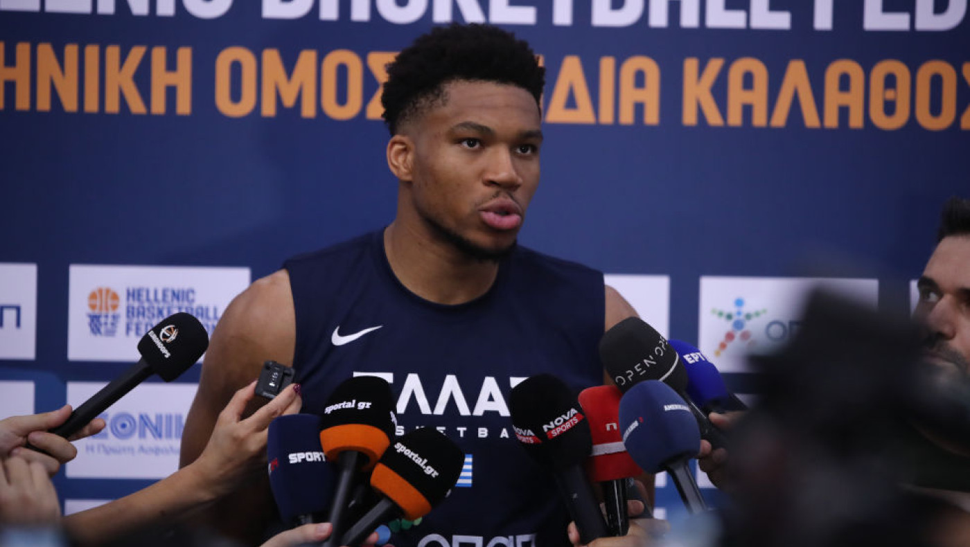 Γιάννης Αντετοκούνμπο: «Μου έδωσε όνειρο όταν είδα τον Σοφοκλή να παίζει στην Εθνική»