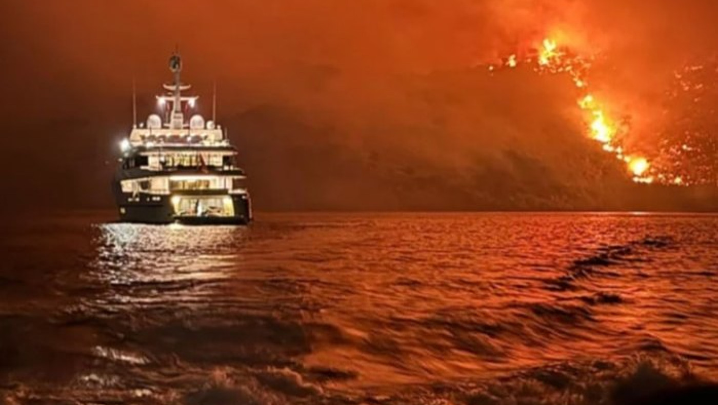 Ύδρα: Αντιμέτωποι με βαριές ποινές οι 13 συλληφθέντες-Τι προβλέπει ο νόμος για τα πυροτεχνήματα