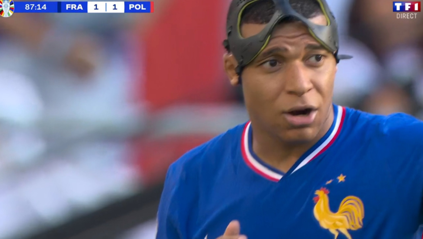 Η χυδαία βρισιά του Κιλιάν Μπαπέ στον Λεβαντόφσκι!