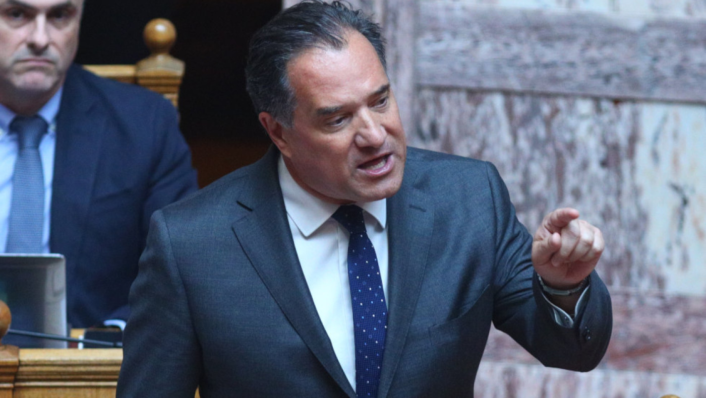 Σύγκρουση Γεωργιάδη-Κωνσταντοπούλου για Καραμανλή και Τέμπη