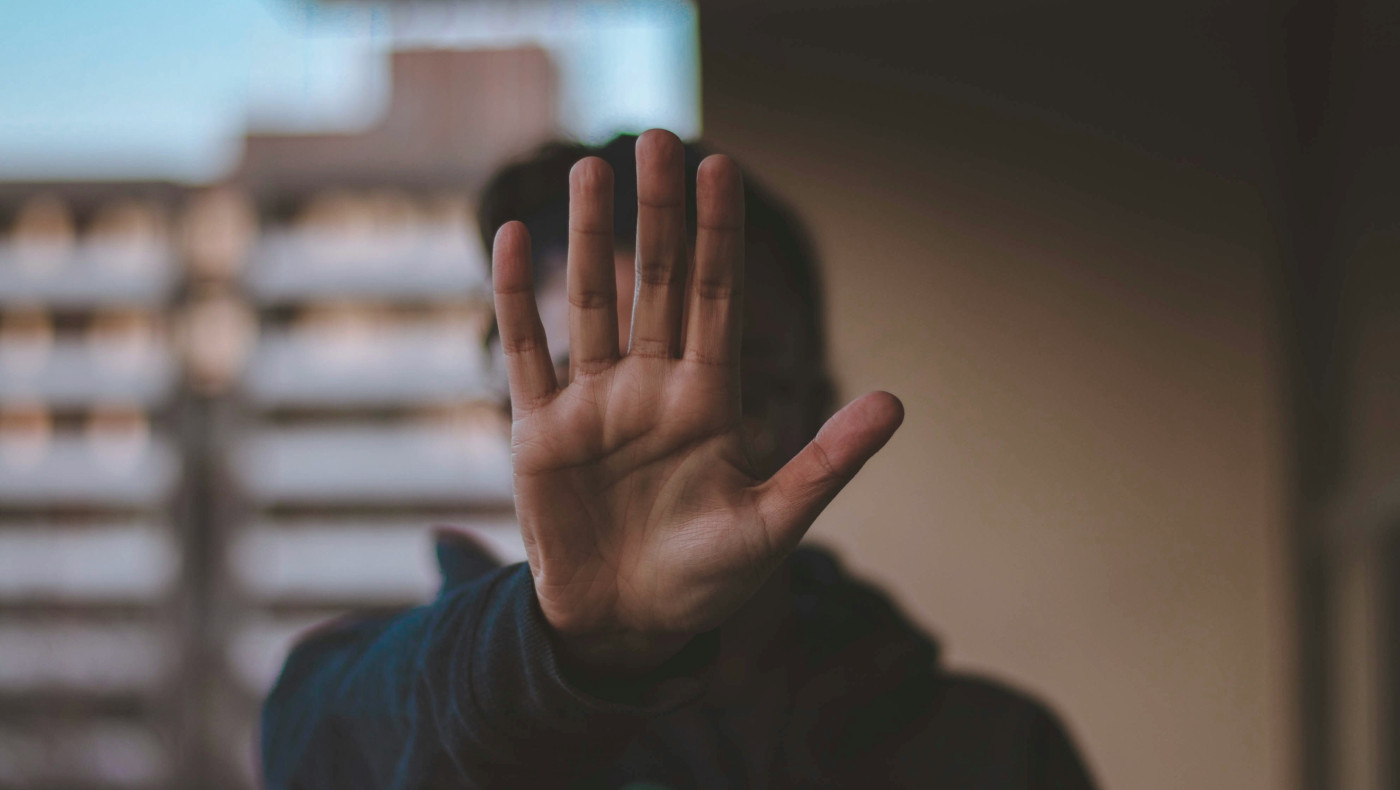 Πάτρα: Θύμα ξυλοδαρμού επί 20ετίας και η μητέρα του 15χρονου