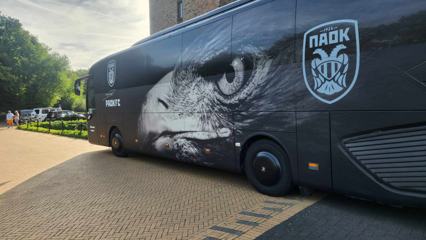 Το πούλμαν του ΠΑΟΚ έφτασε στο Χορστ