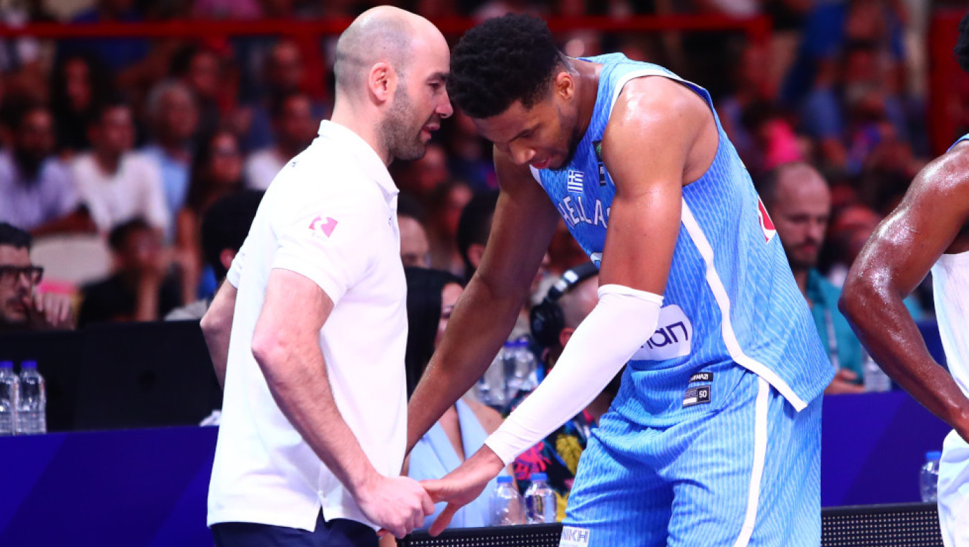 Γιαννούλης: «Όλοι σέβονται και παίζουν για τον Σπανούλη»