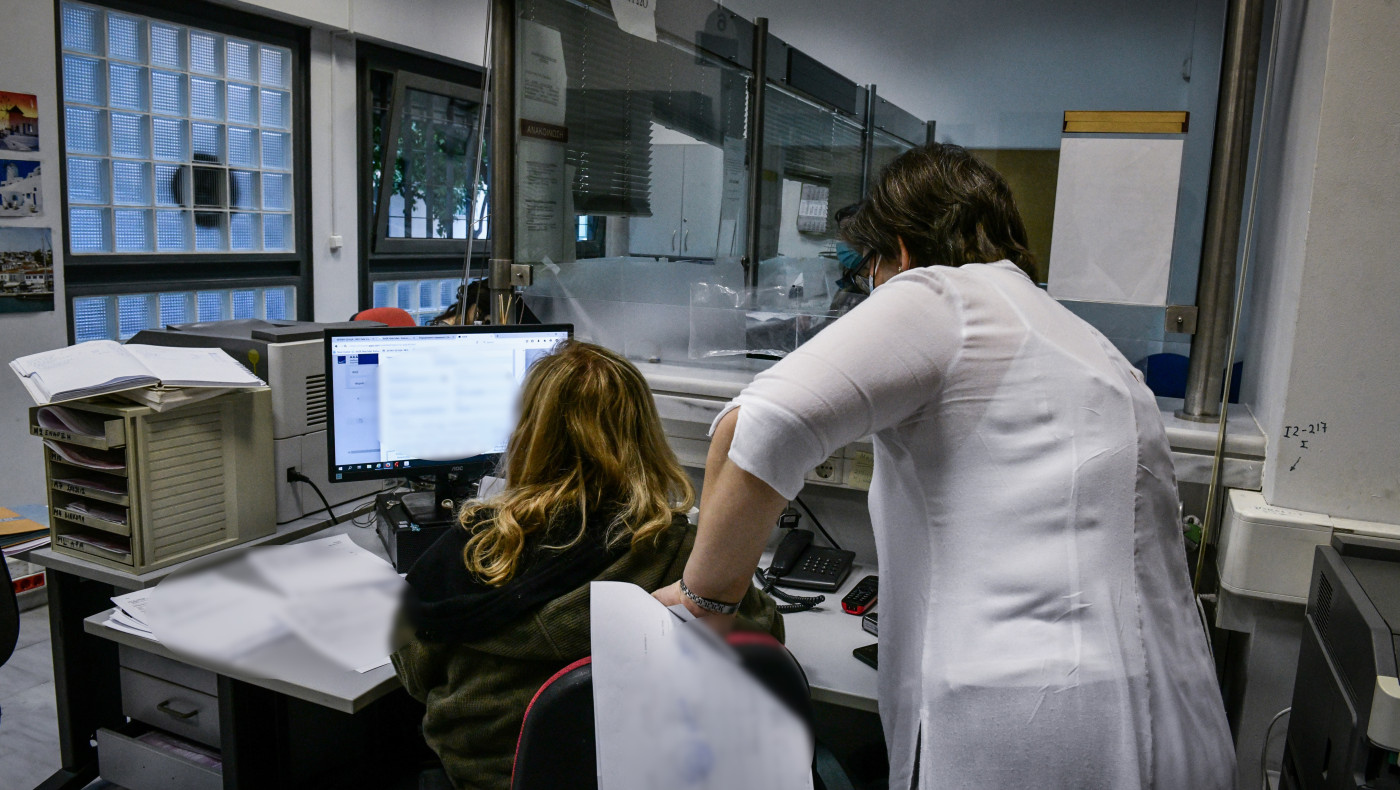 ΕΛΣΤΑΤ: Πόσες ημέρες δουλεύουμε το χρόνο