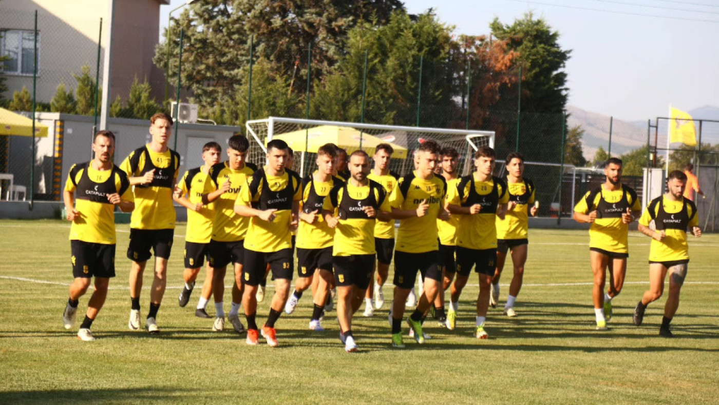 Άρης: Photogallery από την πρώτη προπόνηση στην Πτολεμαΐδα