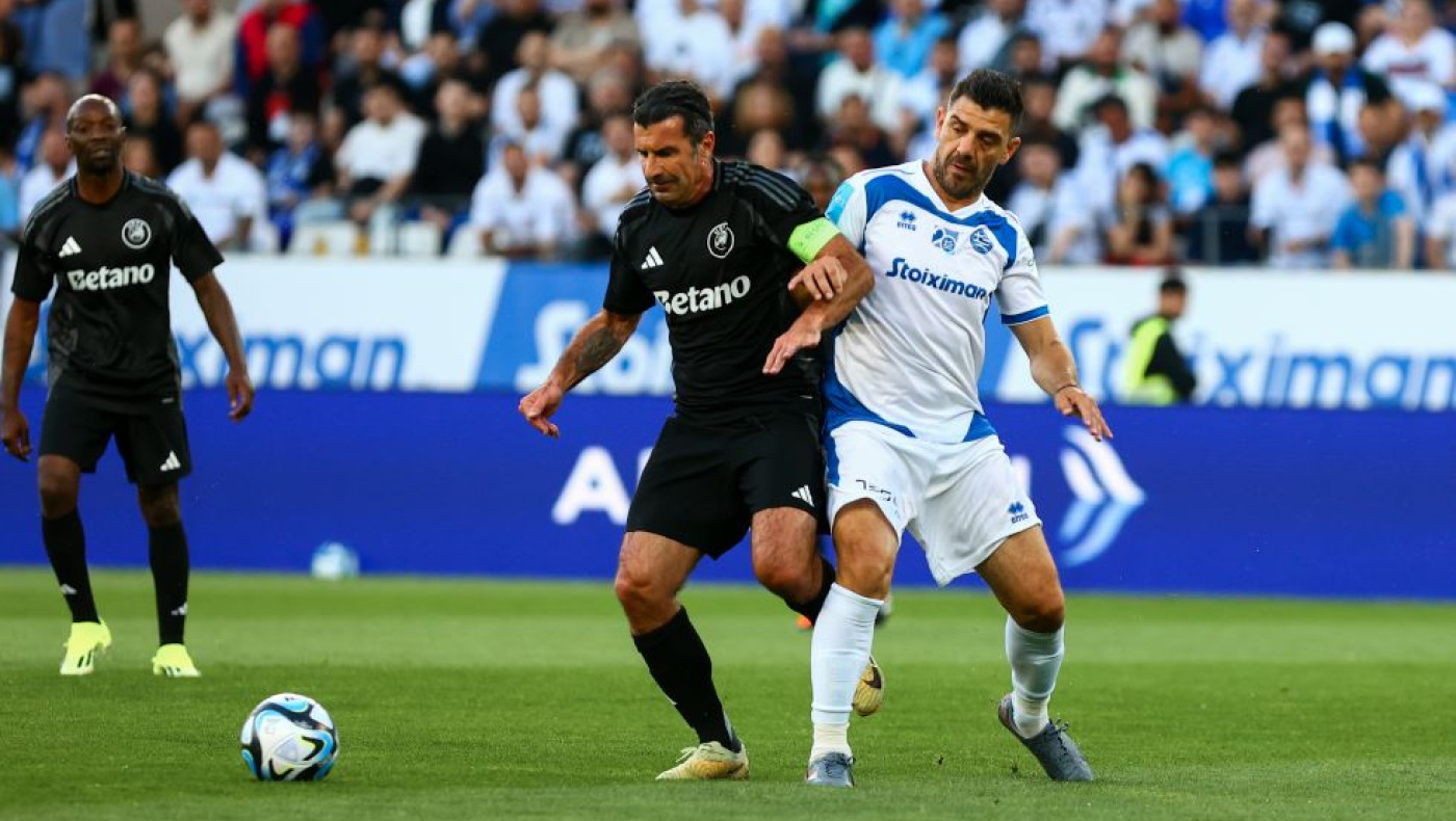 Legends 2004-UEFA Stars: Συγκίνηση για τους θριαμβευτές του Ρεχάγκελ κόντρα στην ομάδα του Φίγκο (vids)