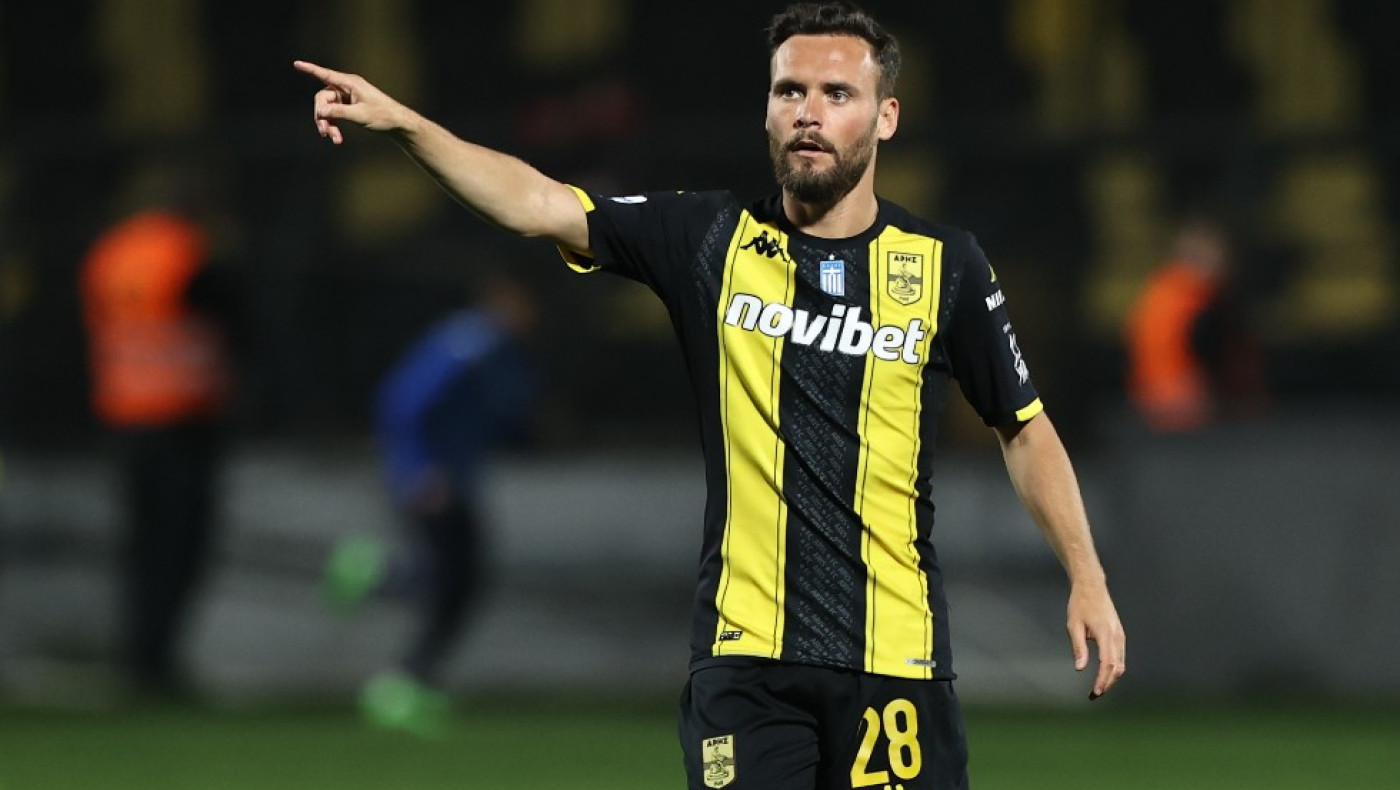 ΜΜΕ Βελγίου: «Για τρία χρόνια στη Λέουβεν ο Βερστράτε»