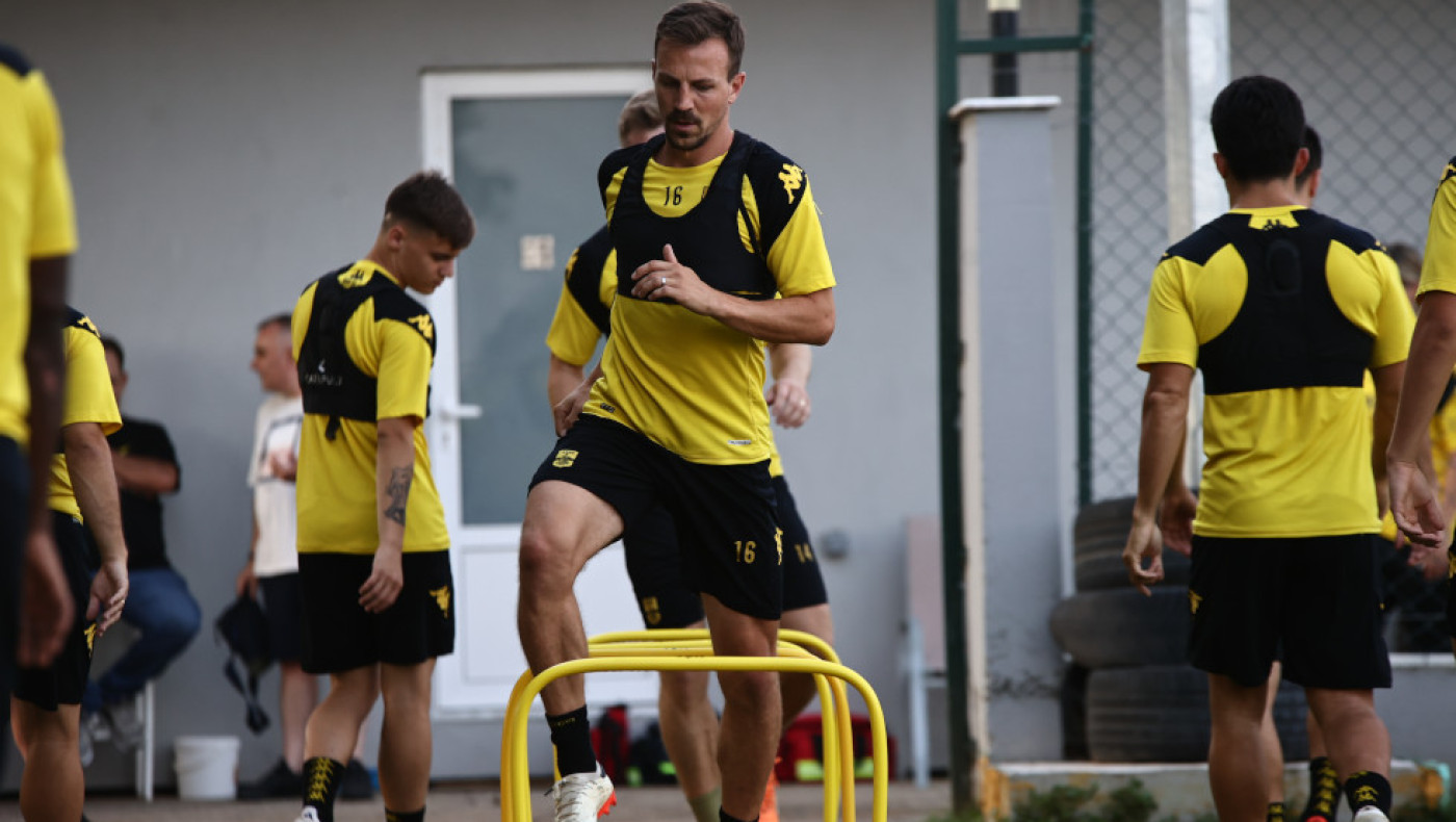 Άρης report: Μέσα ο Νταρίντα, εκτός ο Σιφουέντες