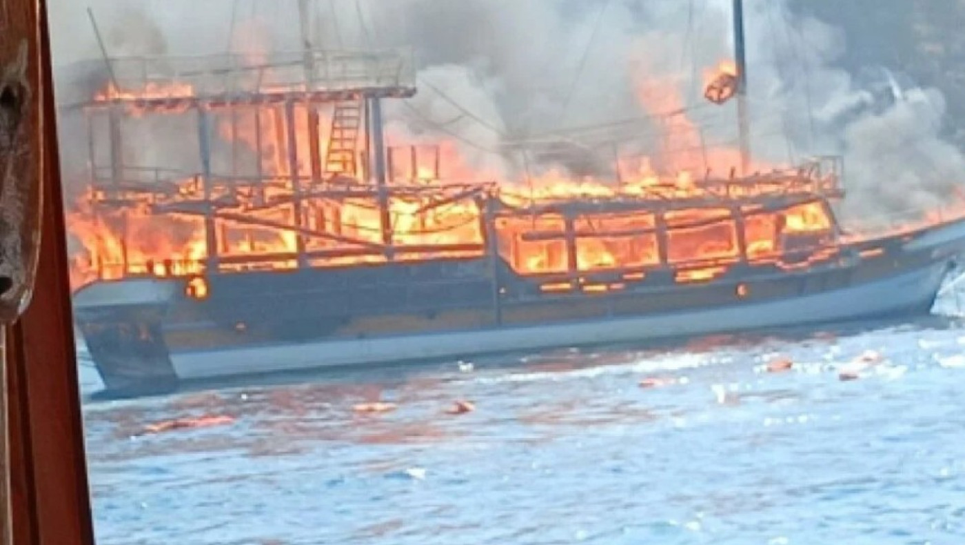 Τουρκία: Βυθίστηκε φλεγόμενο σκάφος με 110 επιβαίνοντες